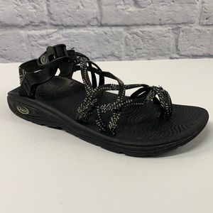 Chaco Black Strappy Open Toe Outdoor Sandals Size 10